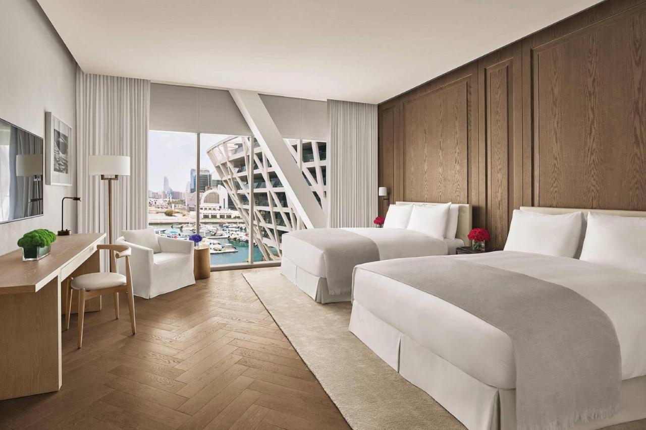 더 아부다비 에디션 외부 사진 A guest room
