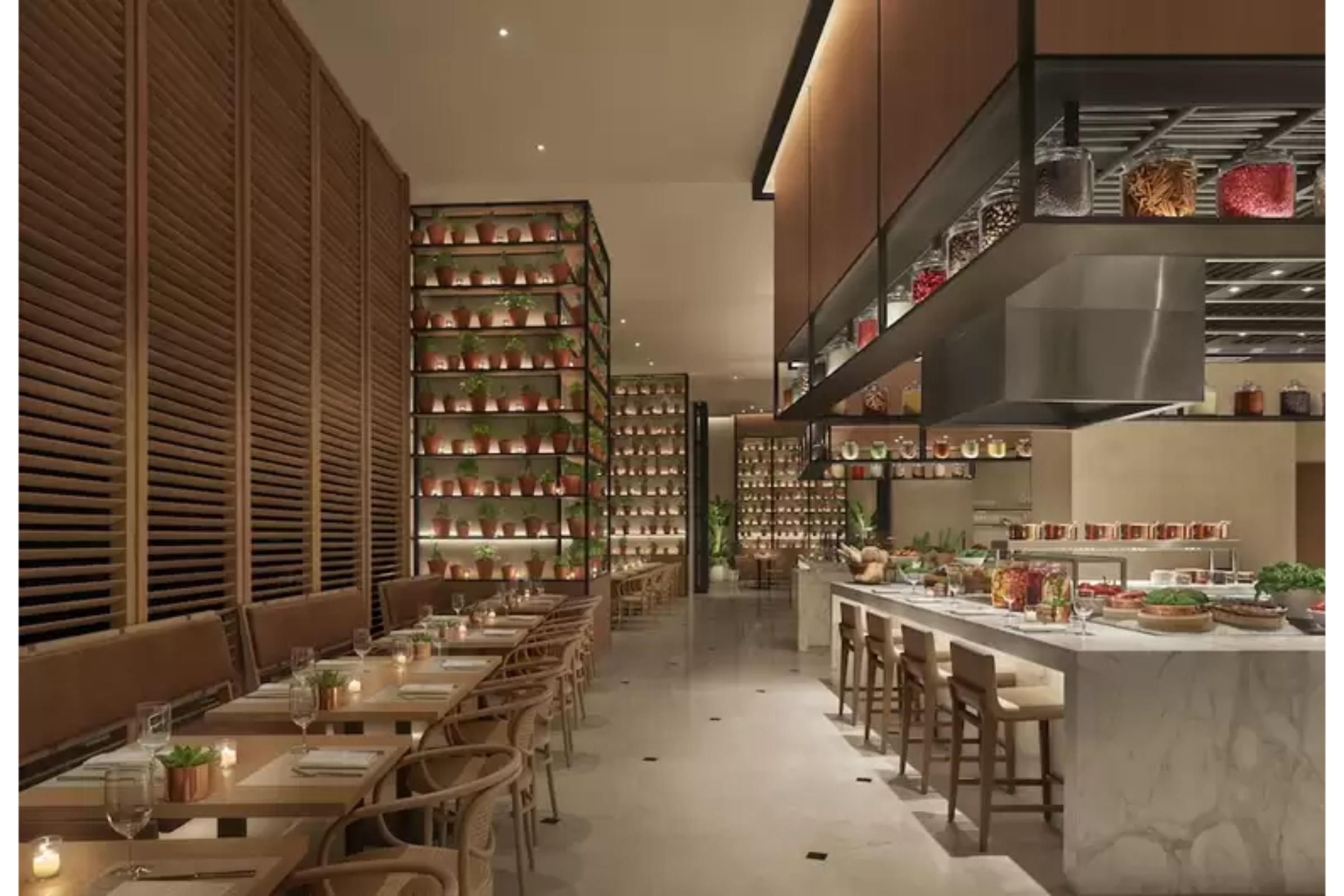 더 아부다비 에디션 외부 사진 The interior of the restaurant
